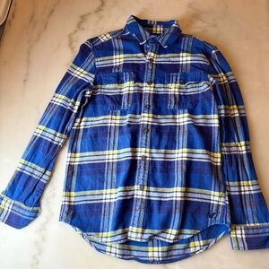 American Eagle Outfitters Blue and Yellow Plaid Flannel Shirt